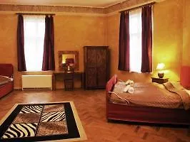 Old Town Studios Bed And Breakfast Krakov