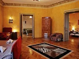 Old Town Studios Bed And Breakfast Bed & Breakfast