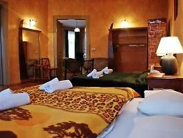 Old Town Studios Bed And Breakfast Frühstückspension 3*